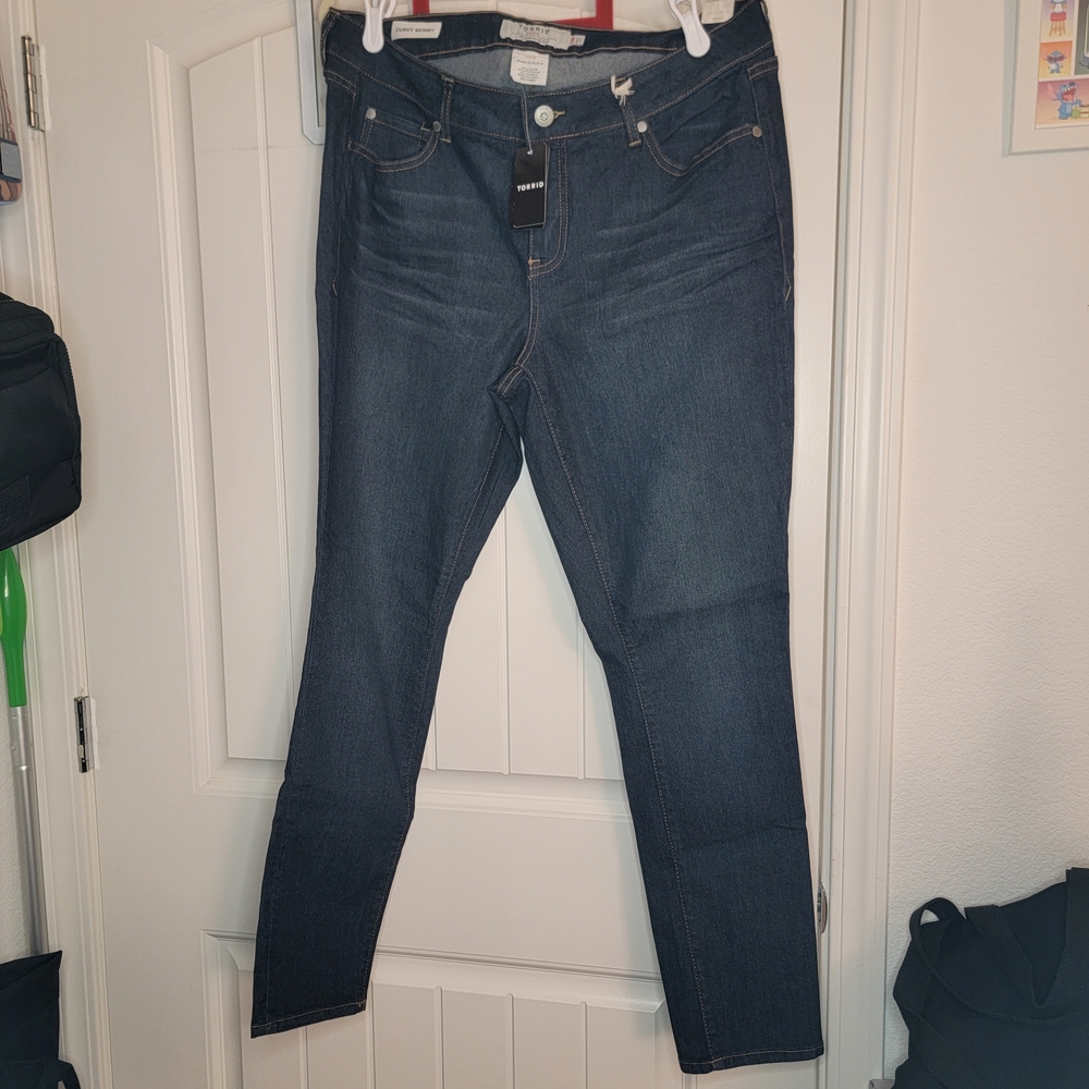 Torrid Dark Indigo Women's Curvy Skinny Jeans, 14 R NWT